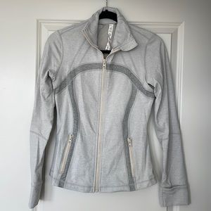LULULEMON GRAY DEFINE JACKET SIZE 8